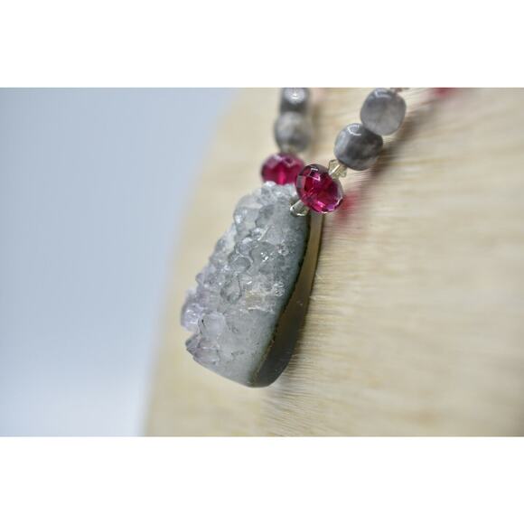 Geode Pendant Necklace Natural Cracked  Statement Red Crystal Beaded BinA - Picture 10 of 12